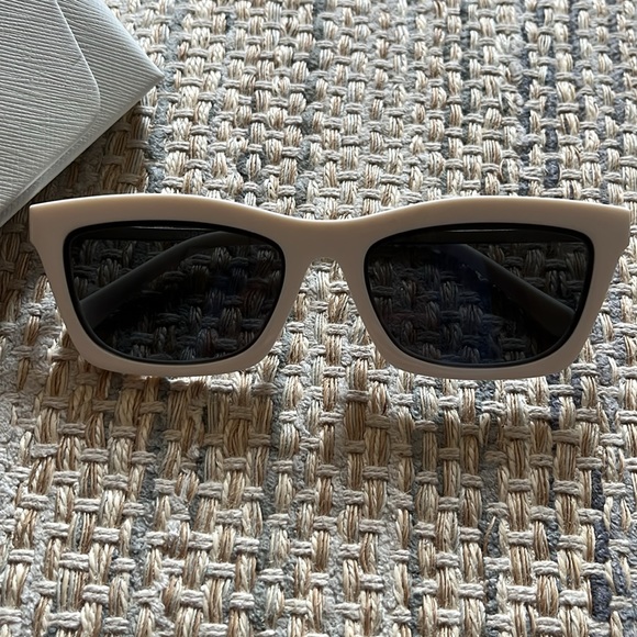 Michael Kors White Frame Stowe Sunglasses - Picture 5 of 13